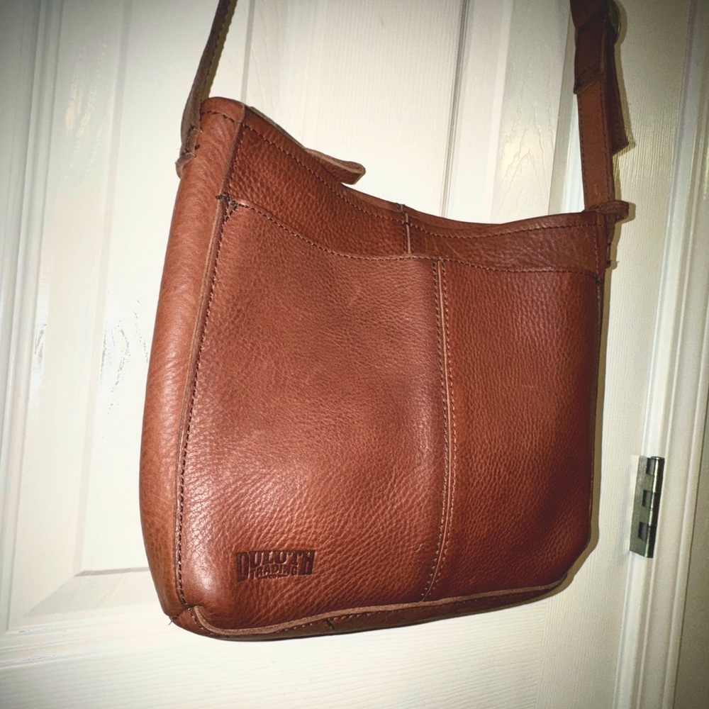 Duluth Trading Company Lifetime Leather Crossbody Bag